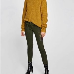 Zara Embroided Floral Green Skinny Jeans